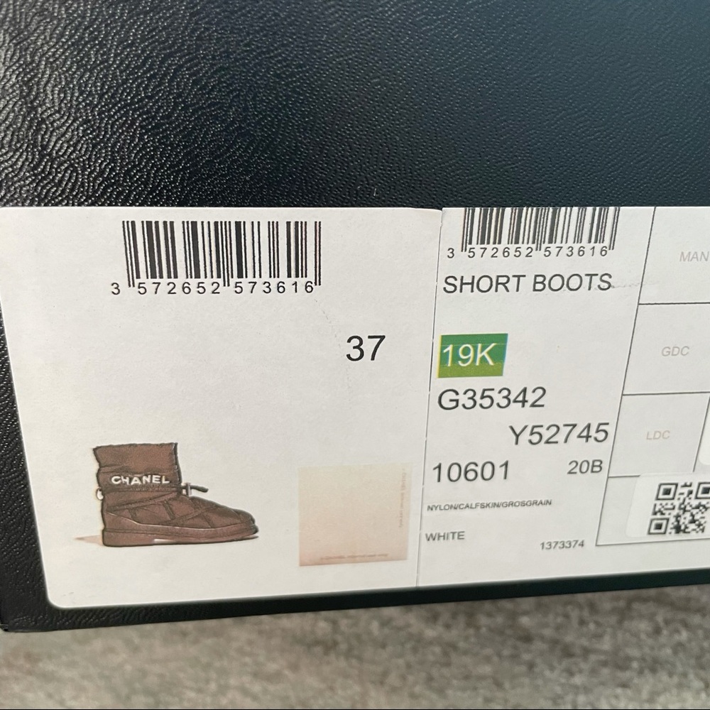 Authentic CHANEL Ice Cleats Snow Boots - Picture 13 of 14